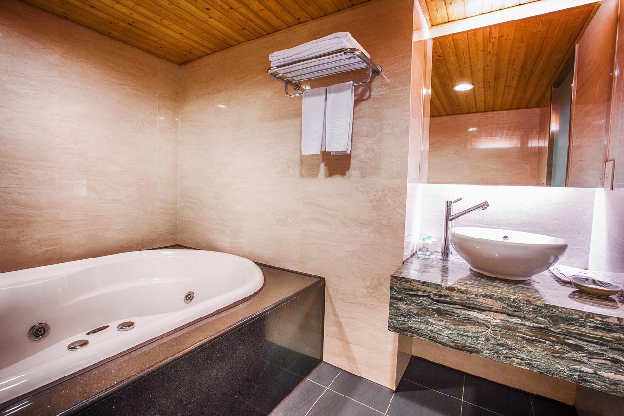 Cai She Hotel Тайпей Екстериор снимка