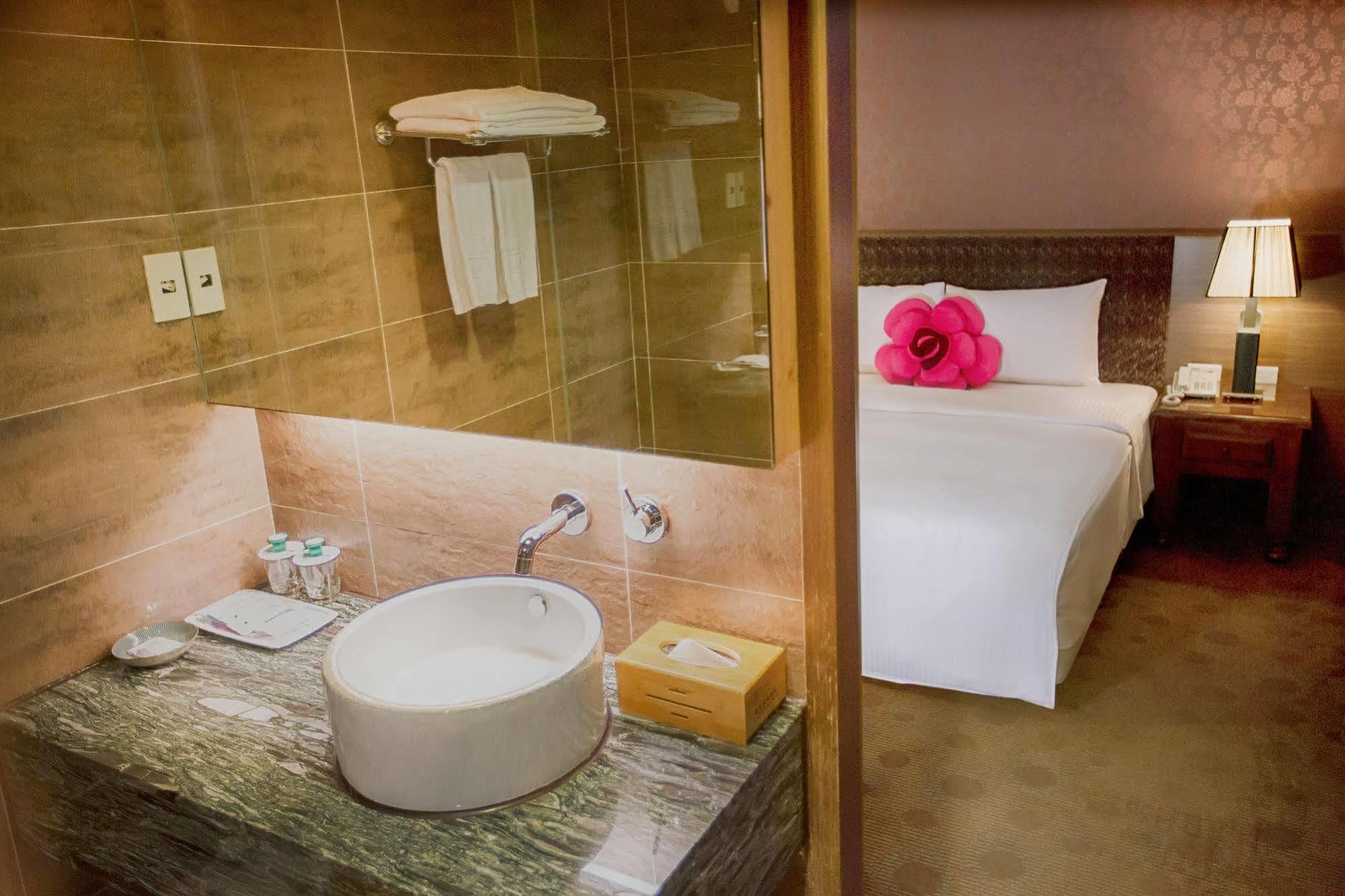 Cai She Hotel Тайпей Екстериор снимка